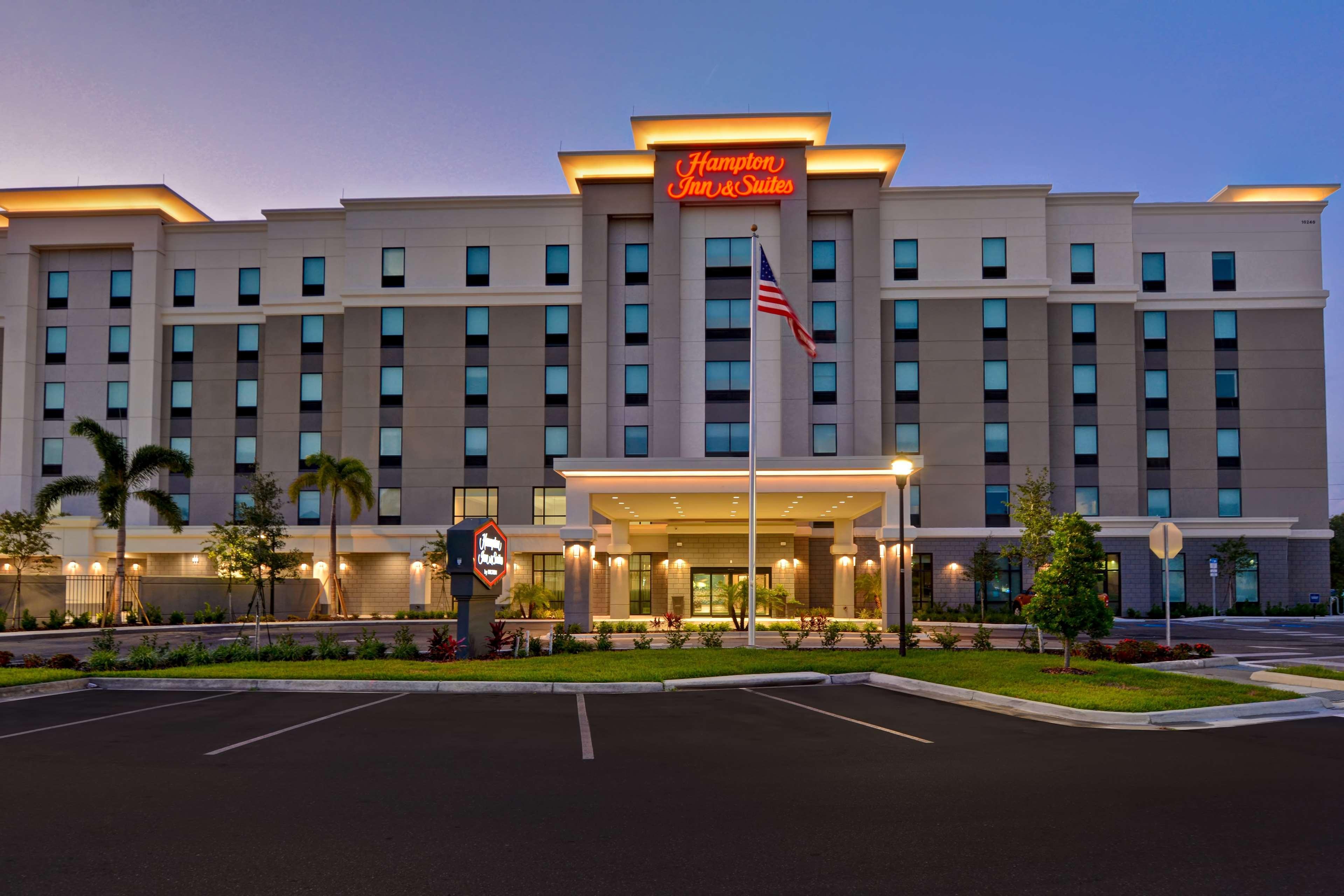 Hampton Inn & Suites Tampa Riverview Brandon Heartland Bagian luar foto