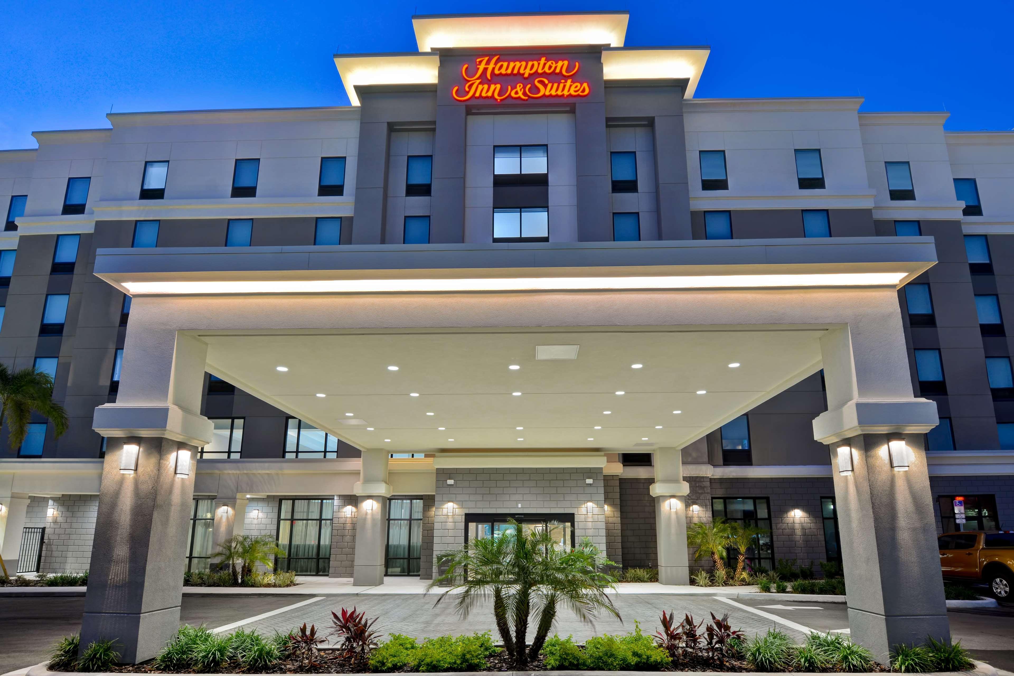 Hampton Inn & Suites Tampa Riverview Brandon Heartland Bagian luar foto