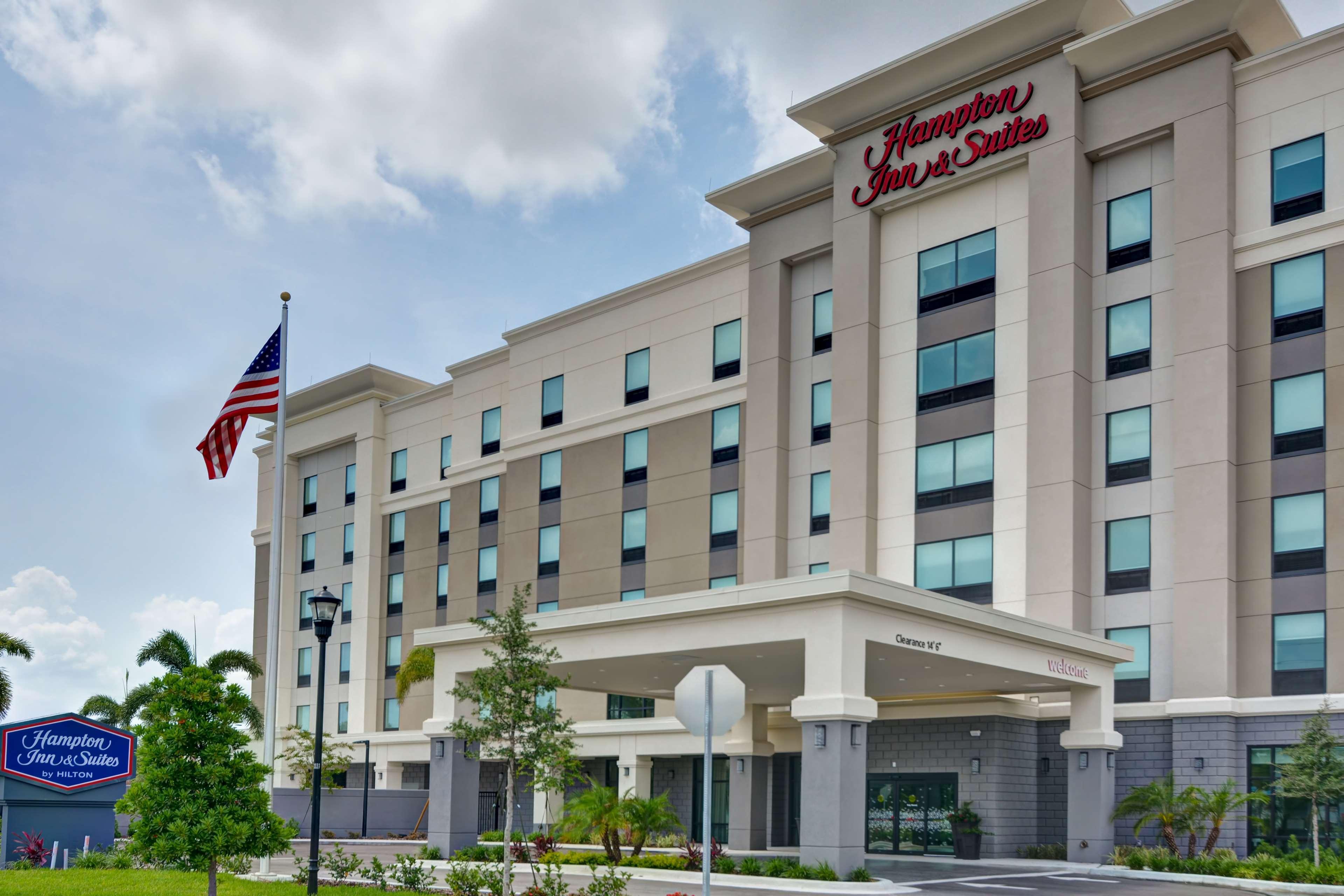 Hampton Inn & Suites Tampa Riverview Brandon Heartland Bagian luar foto