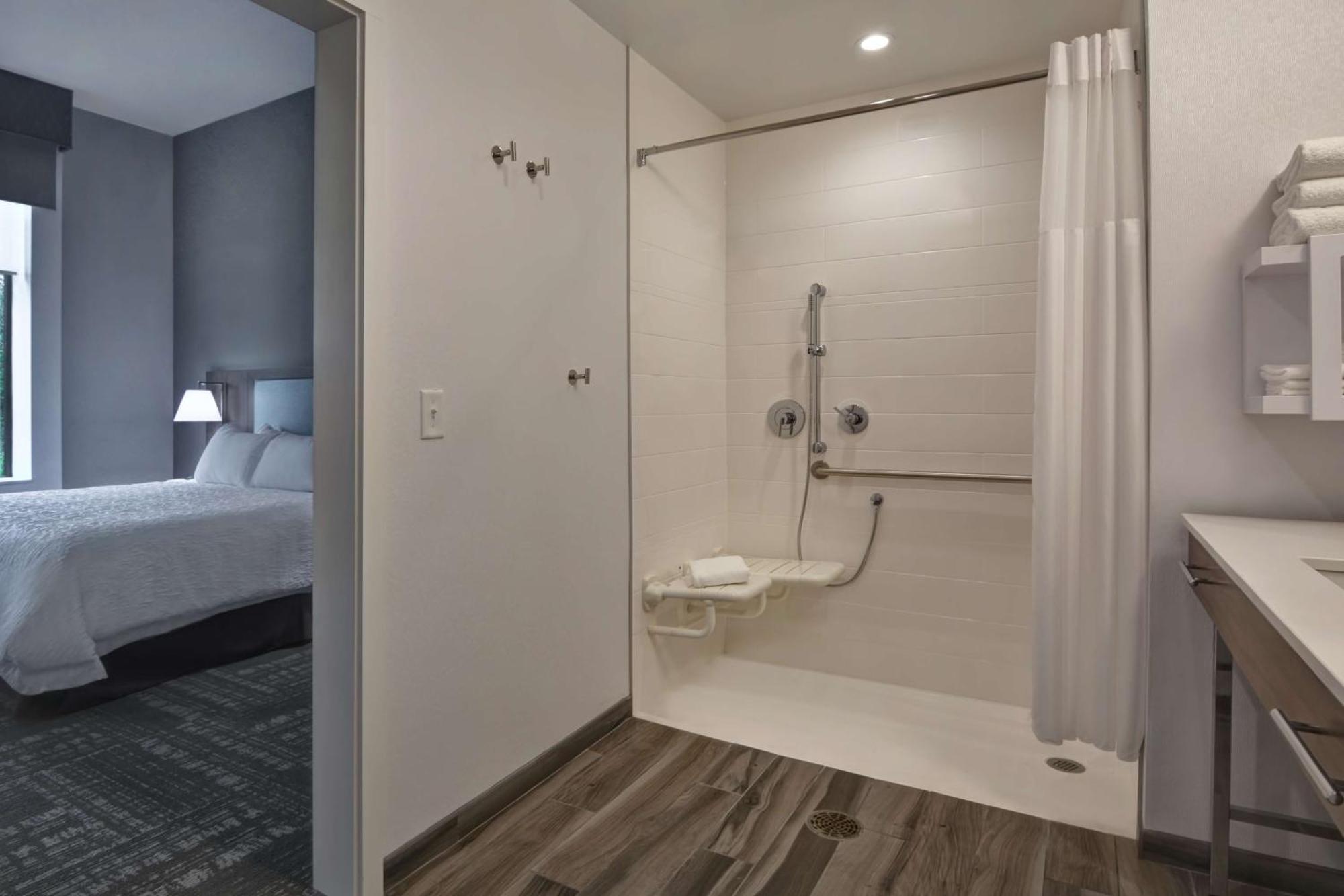Hampton Inn & Suites Tampa Riverview Brandon Heartland Bagian luar foto
