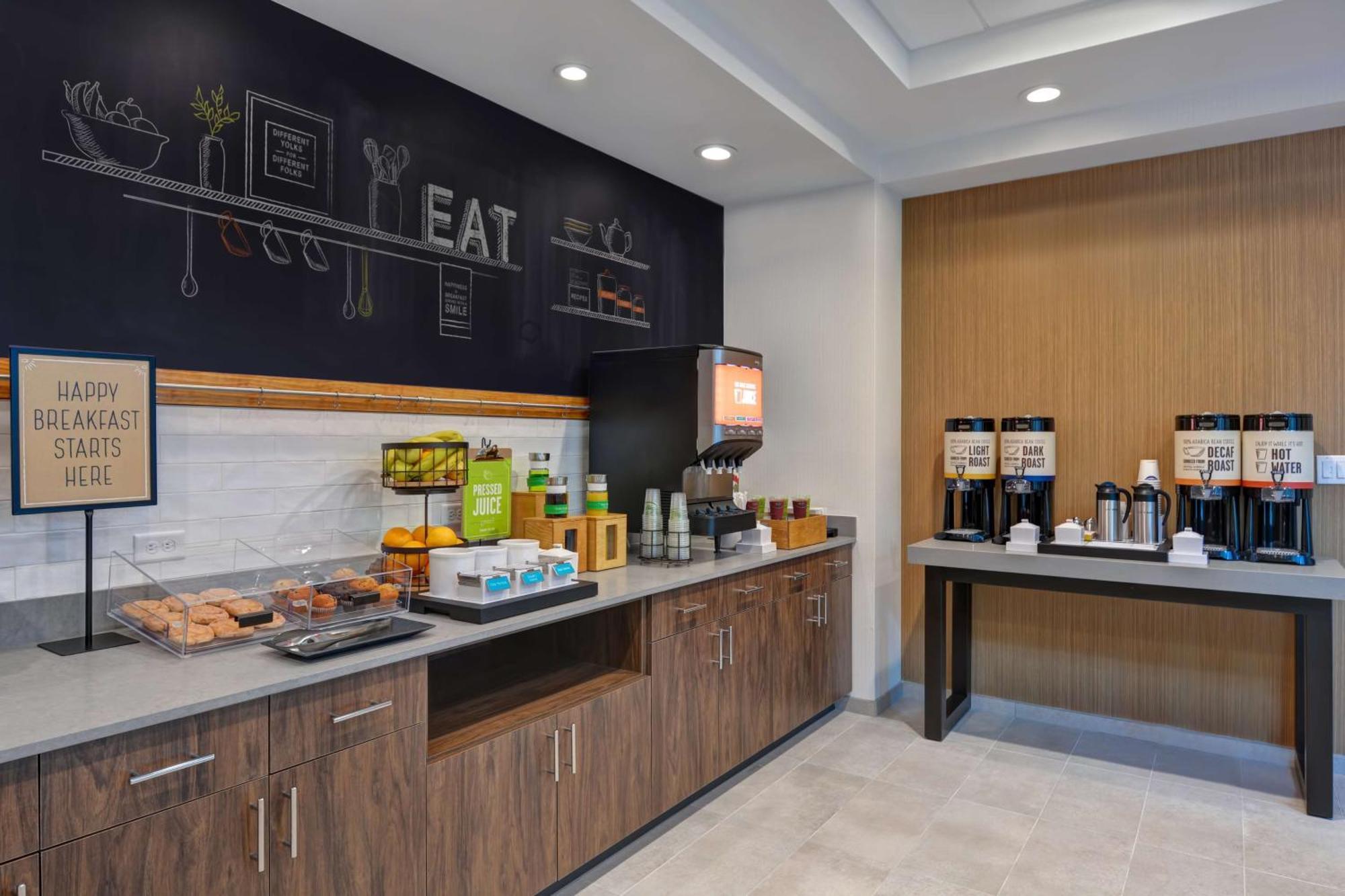 Hampton Inn & Suites Tampa Riverview Brandon Heartland Bagian luar foto