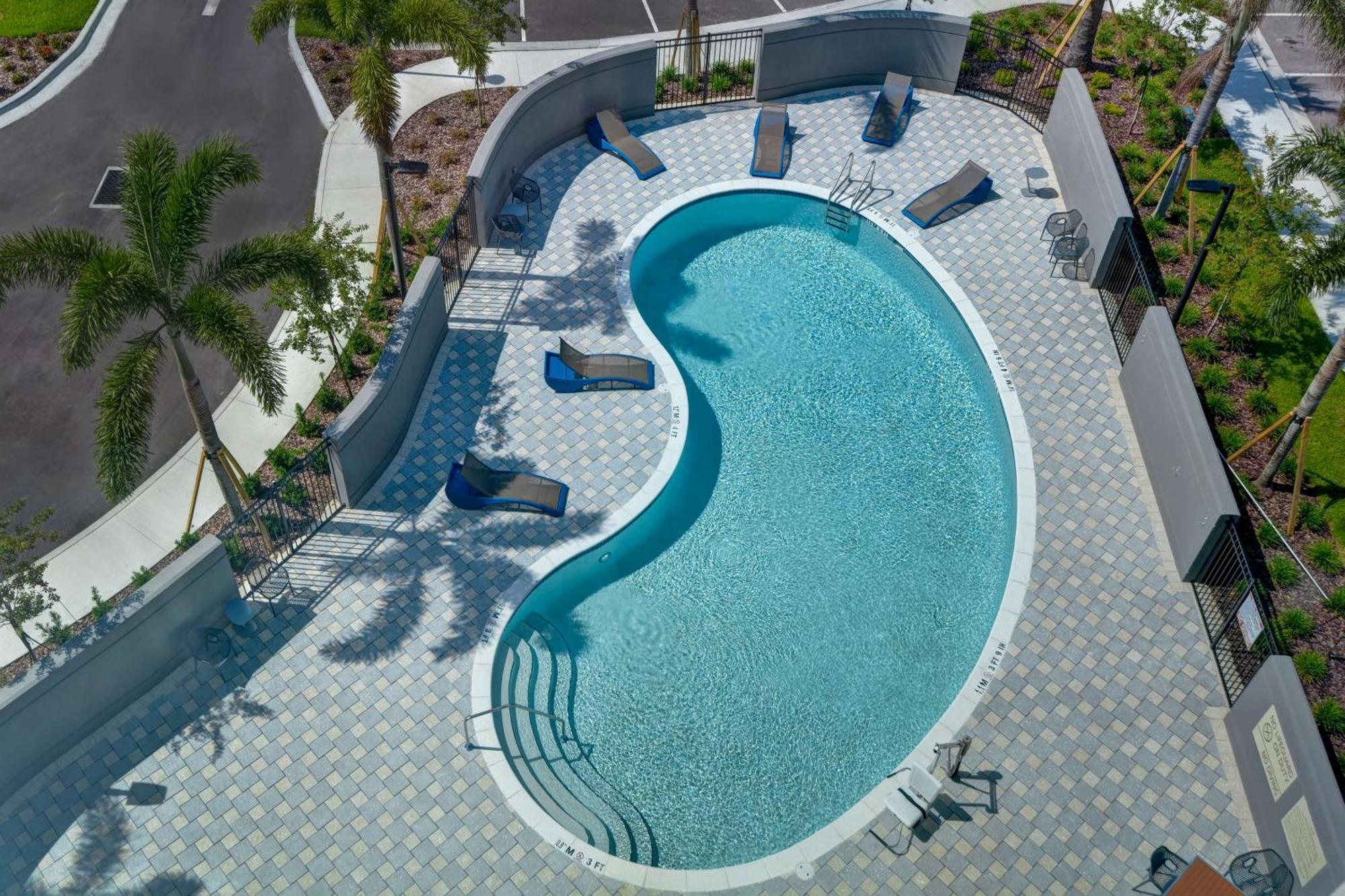 Hampton Inn & Suites Tampa Riverview Brandon Heartland Bagian luar foto
